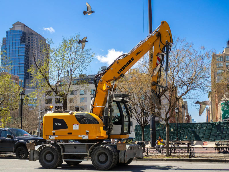 İş Makinası Yedek Parça Rehberi (Caterpillar, Komatsu, JCB, Hidromek)